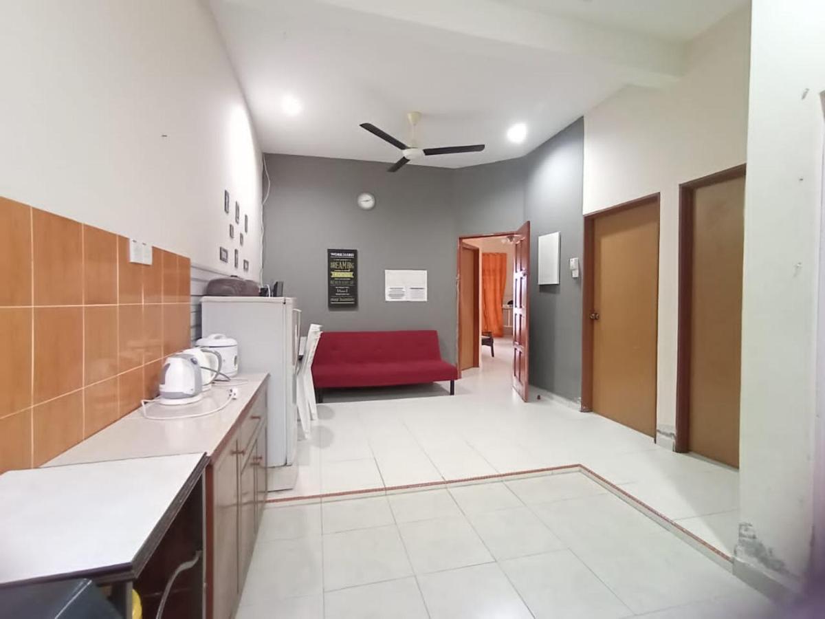 Seaview Promenade Homestay Дунгун Екстериор снимка